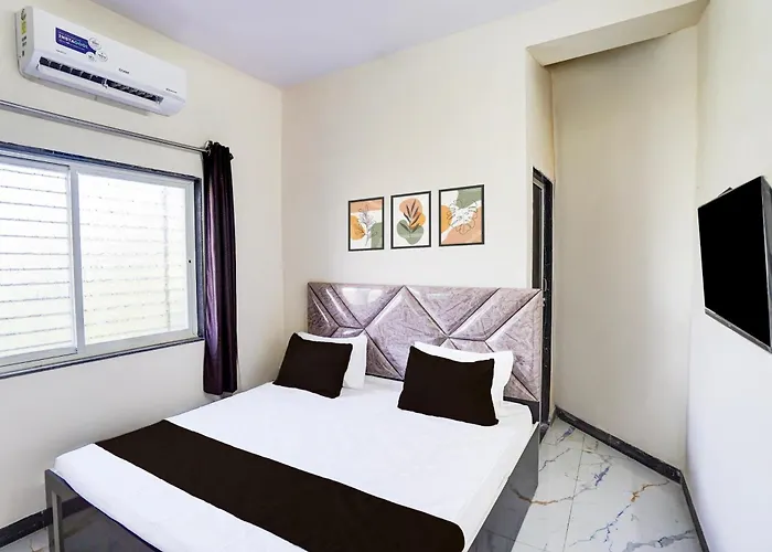 Hotel O Midwaytreat Burhanpur