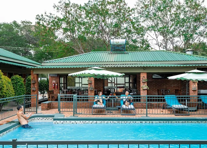 Victoria Falls Premier Lodge
