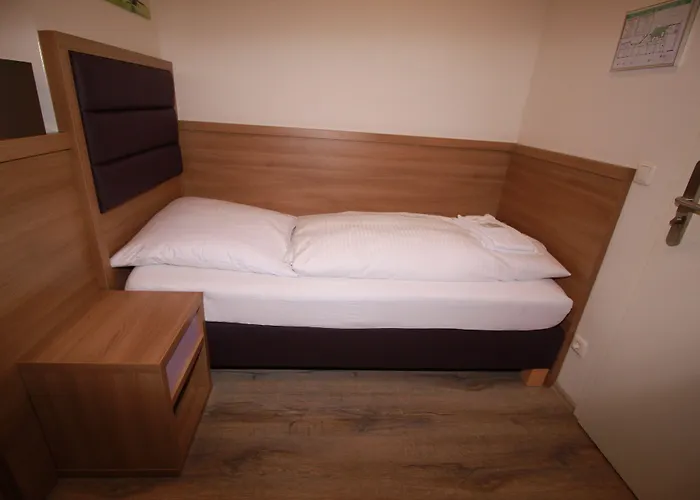 Slamba Hostel