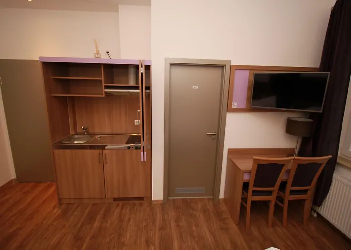 Slamba Hostel