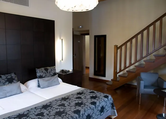 Hotel Palacio De Meras