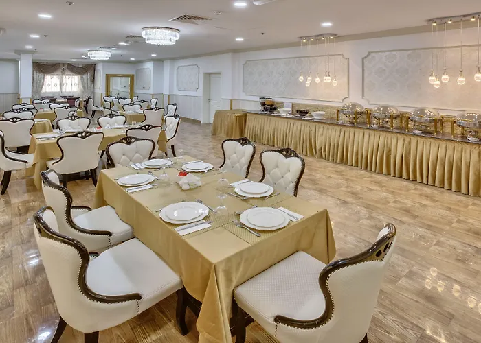 Royal Hotel