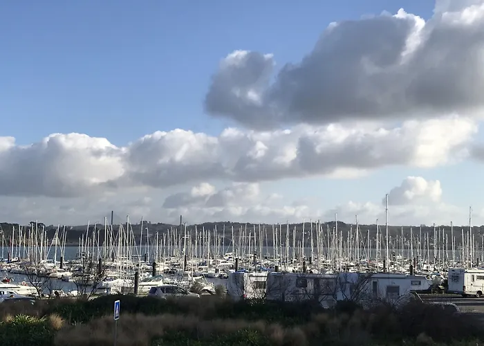 Couett'Hotel Brest Port De Plaisance, Les Pieds Dans L'Eau