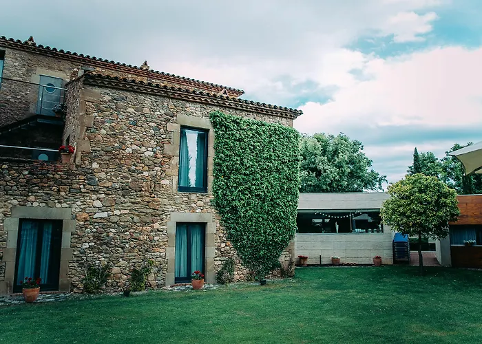 Arcs De Monells - Adults Only