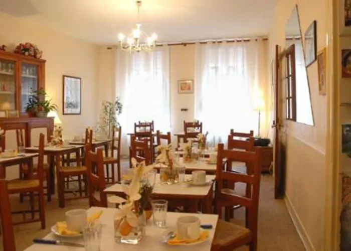 Hotel Henri IV