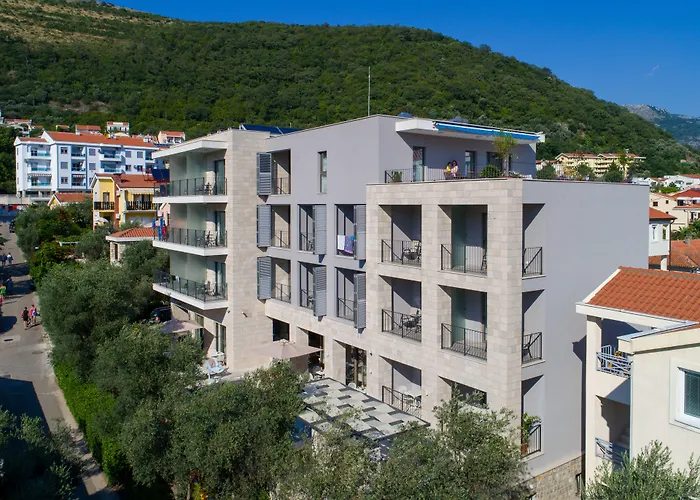 Hotel Eleven