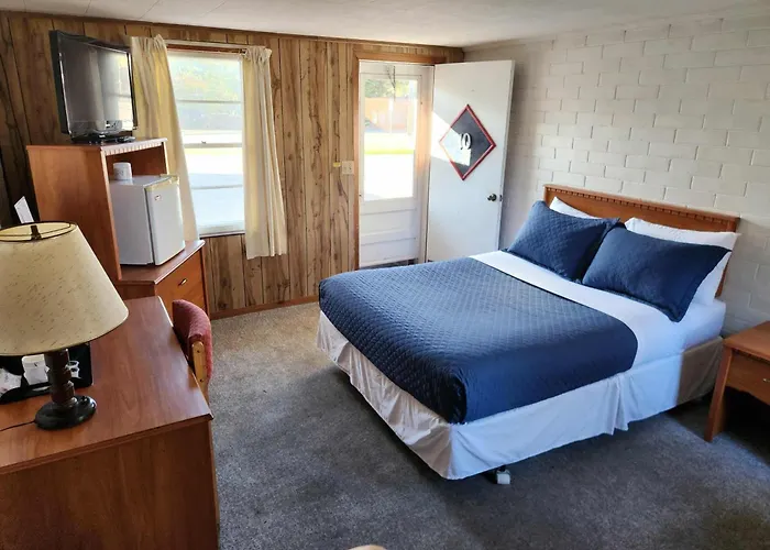 Cool City Motel