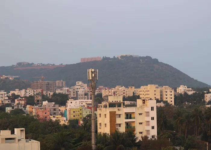 Black Buck Homestay - Serviced Apartments - Shared Private Rooms