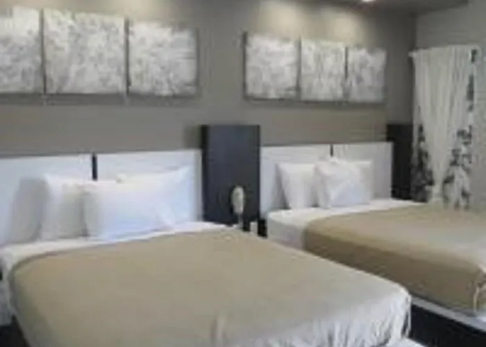 Crystal Inn