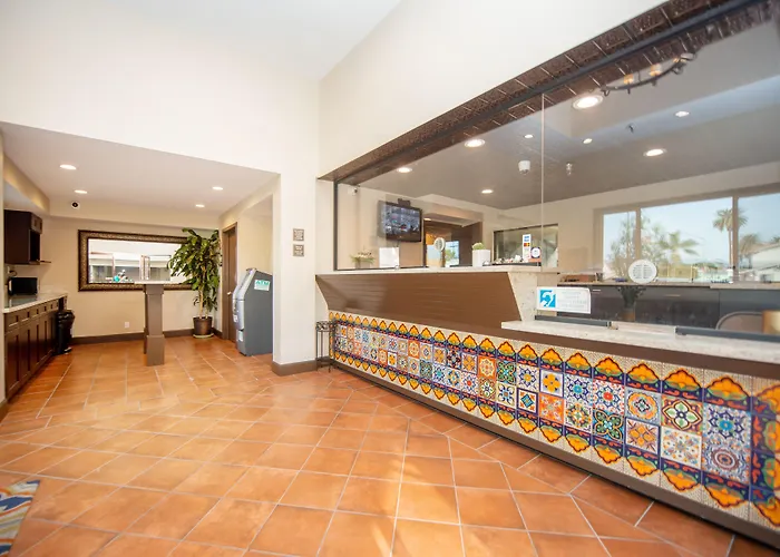 Casa Bella Inn- Huntington Park