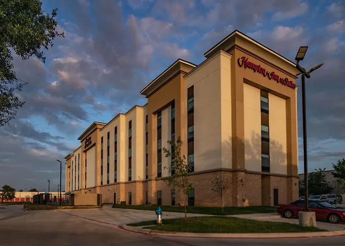 Hampton Inn & Suites Dallas/Plano Central