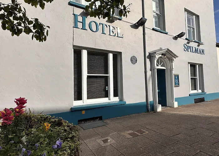 Carmarthen City Center Hotels