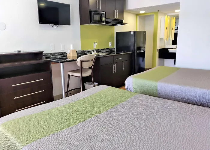 Studio 6-Fresno, Ca - Extended Stay