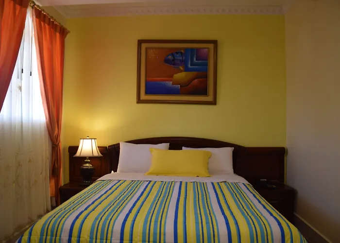Hotel Perla Verde