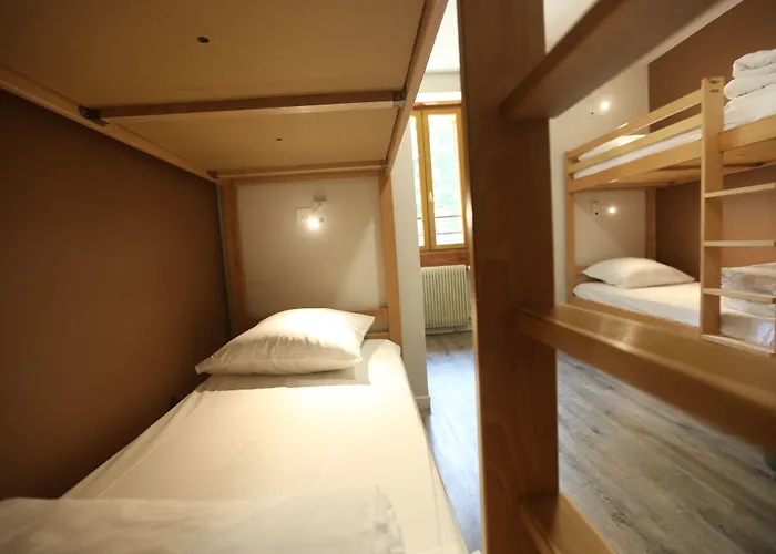 1861 Chatel Hostel