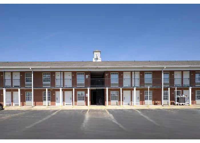 Capital O First Heritage Inn Rantoul Il I 57