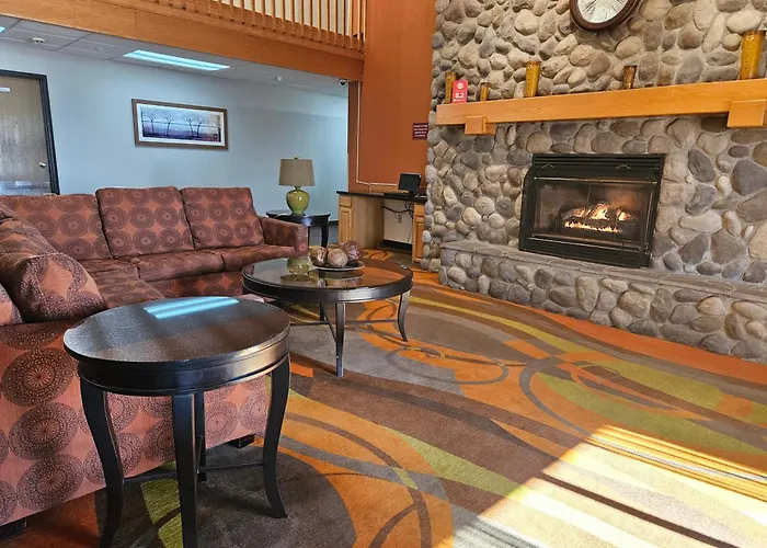 Ramada By Wyndham Platte City Kci Airport