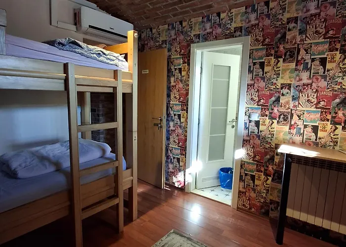 Palmers Lodge Hostel