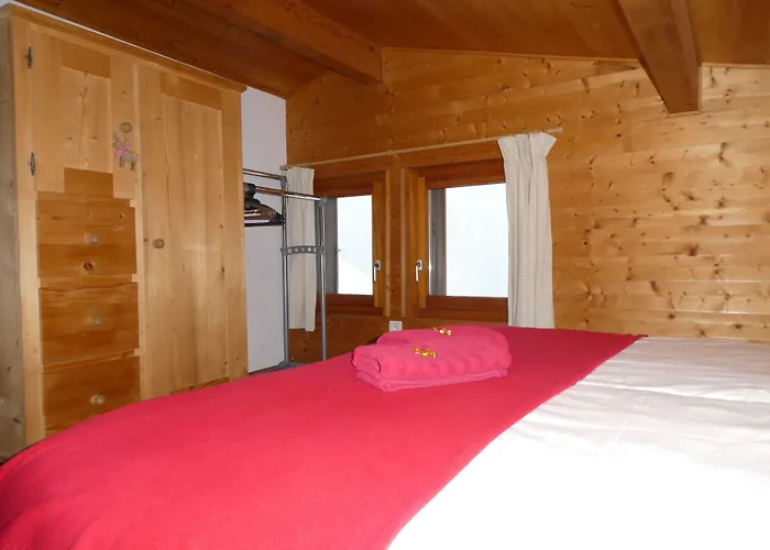 Central Hostel Chatel