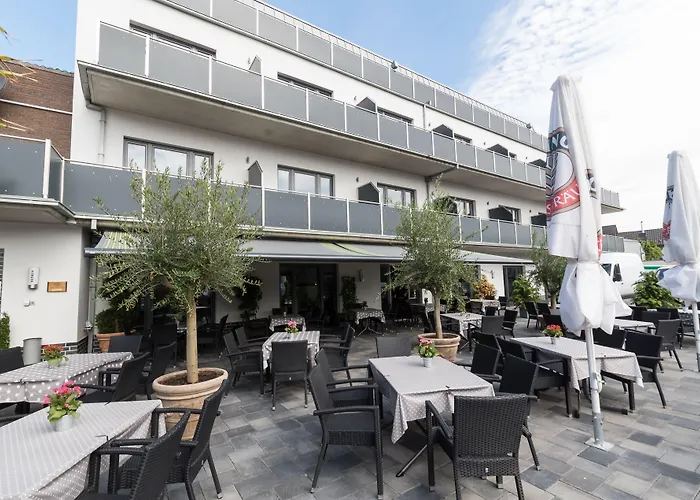Hotels in Alpen