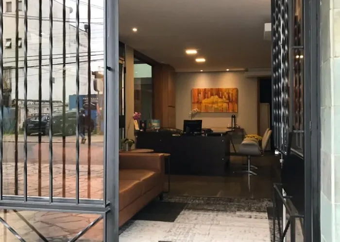 Apart Hotel Garibaldi