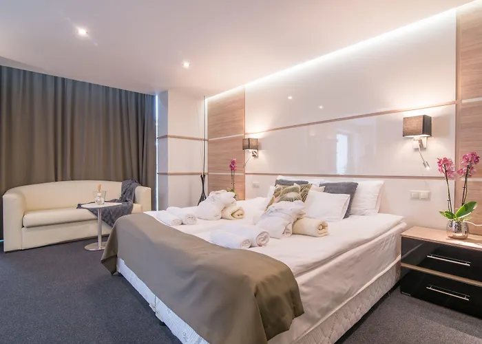 Hotel Zena Beauty&Shopping Center