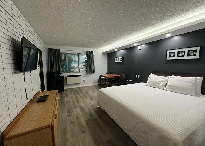 Travelodge By Wyndham Winnipeg Airport