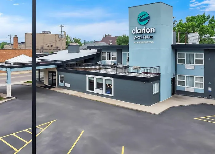 Clarion Pointe Rhinelander Downtown