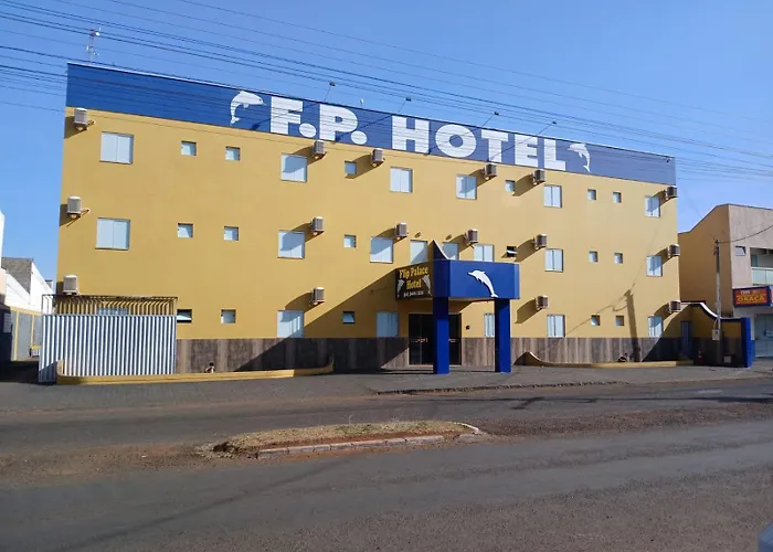 Hotéis de Canapolis