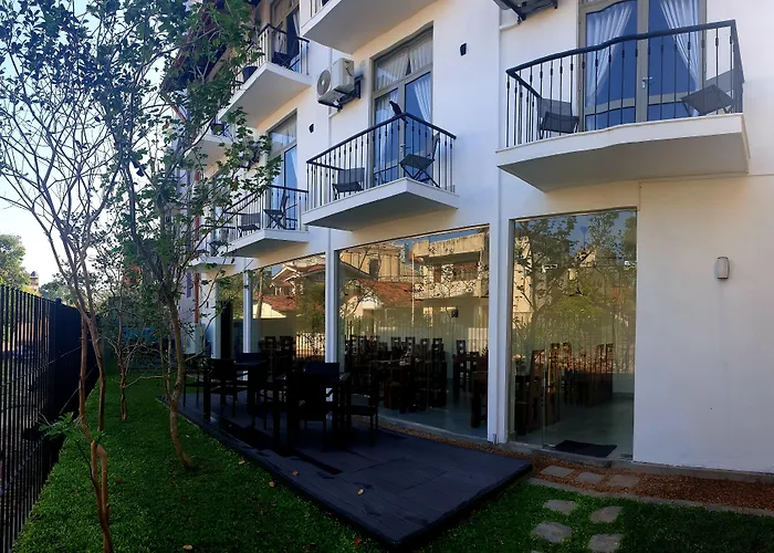 Hive 68 Hotel And Resorts - Negombo