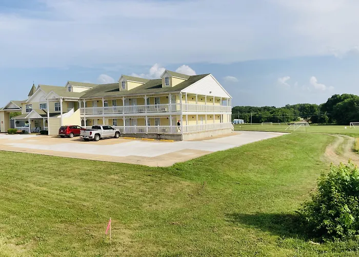 Honeysuckle Inn