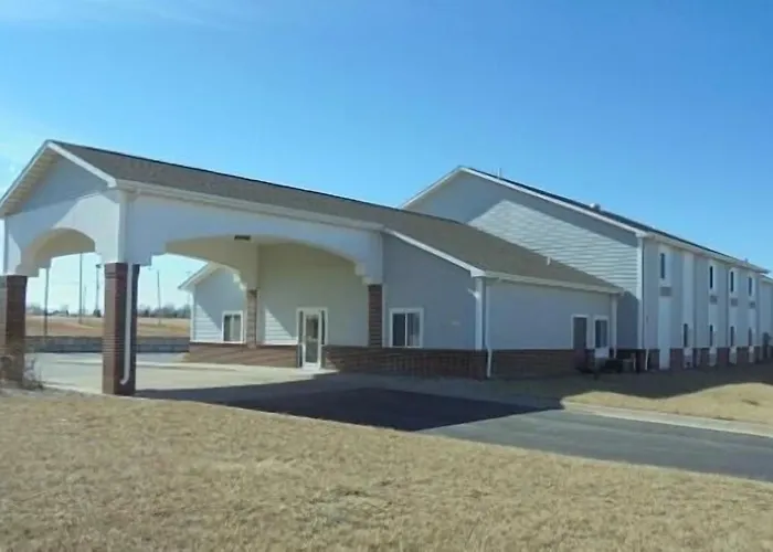 Herington Inn And Suites
