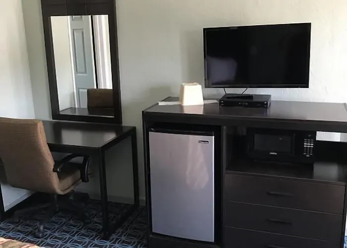 Economy Inn