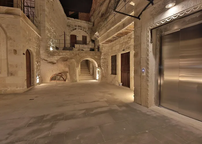 Taru Cave Suites
