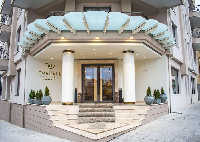 Emerald Suites