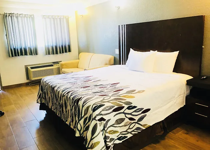 Budget Inn And Suites