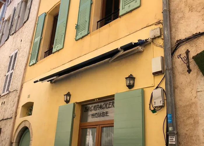 Antibes Hostels