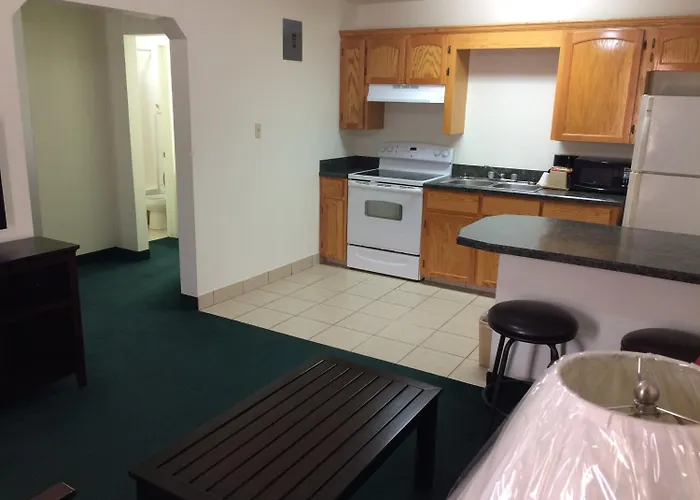 Travel Inn & Suites