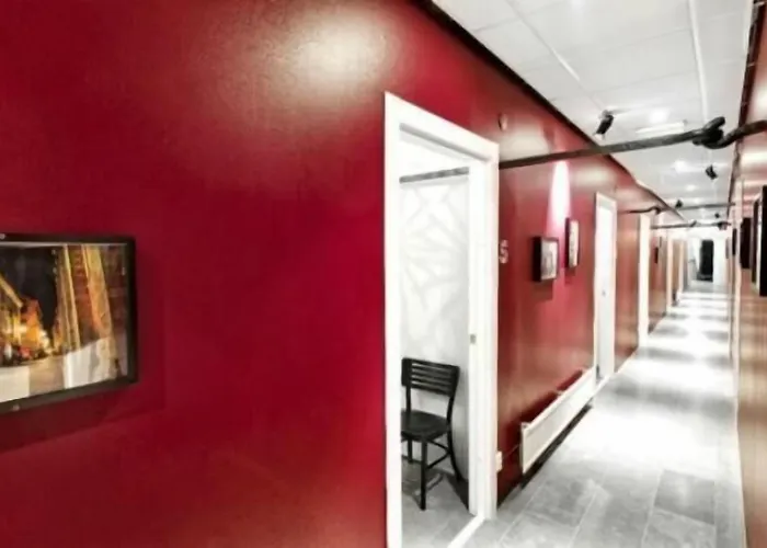Ramilton Old Town Hostel