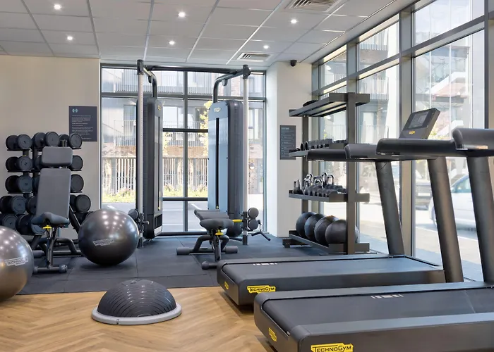 Hampton By Hilton Ashford International