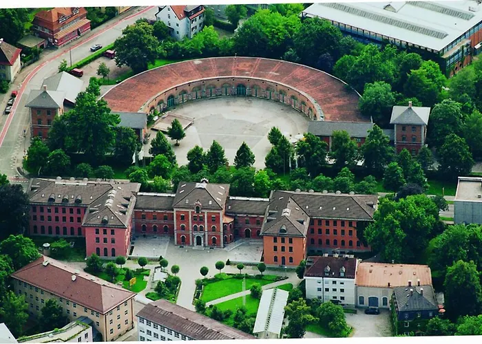 Hotels in Rohrdorf (Bavaria)