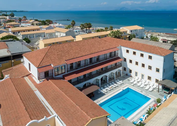 Lefkimi Hotel