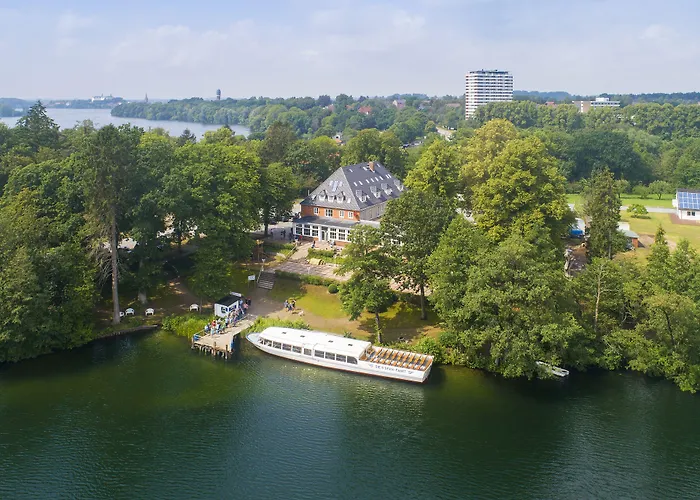 Lake House Ploen