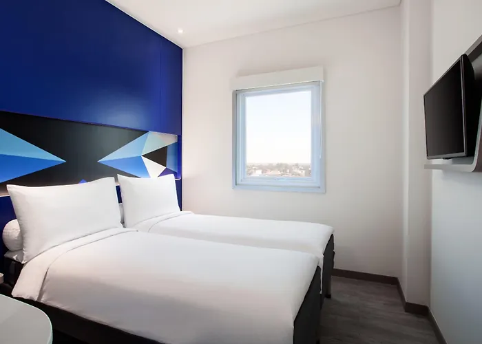 Md 7 Hotel Cirebon