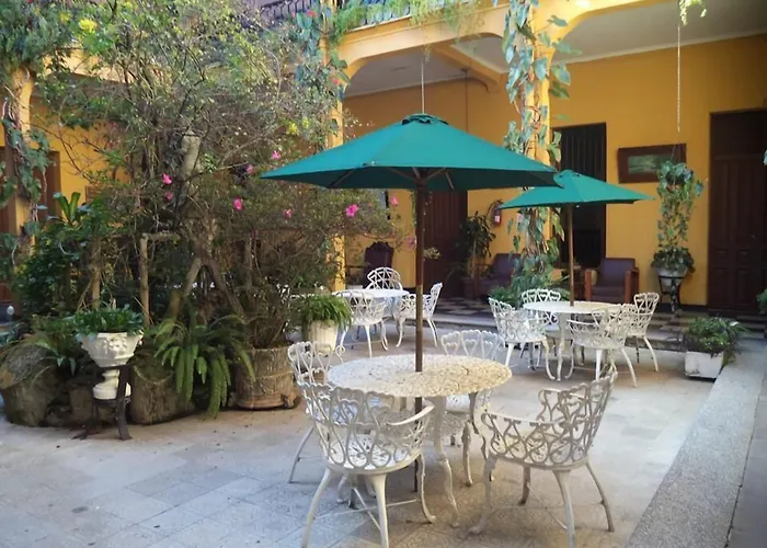 Hotel Spring