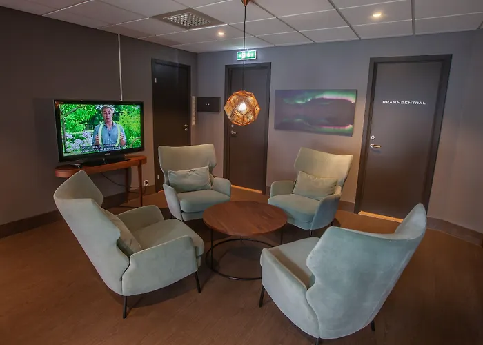 F2 Hotel