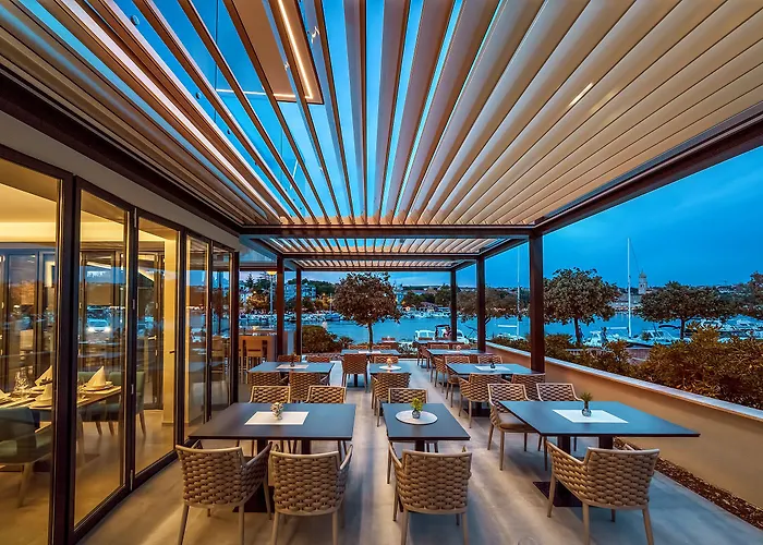 Hotel Maritime