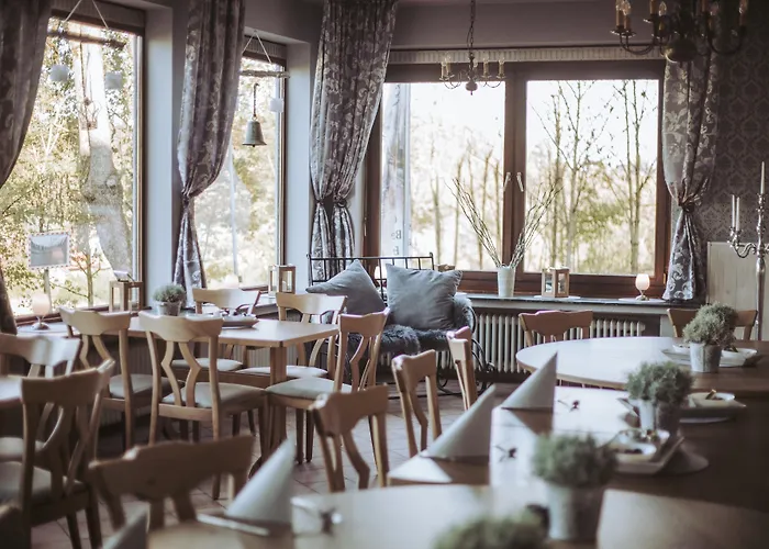 Hotel Zur Burg Sternberg