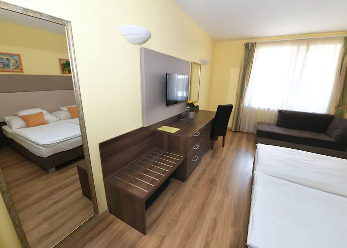 Jade Hotel-Ezuesthid Hotel