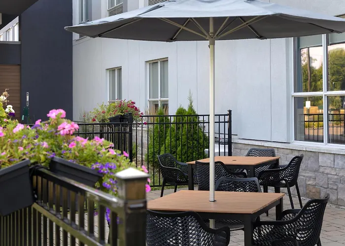 Hampton Inn By Hilton Cornwall